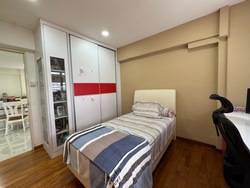 Blk 124 Geylang East Grove (Geylang), HDB 5 Rooms #488599841